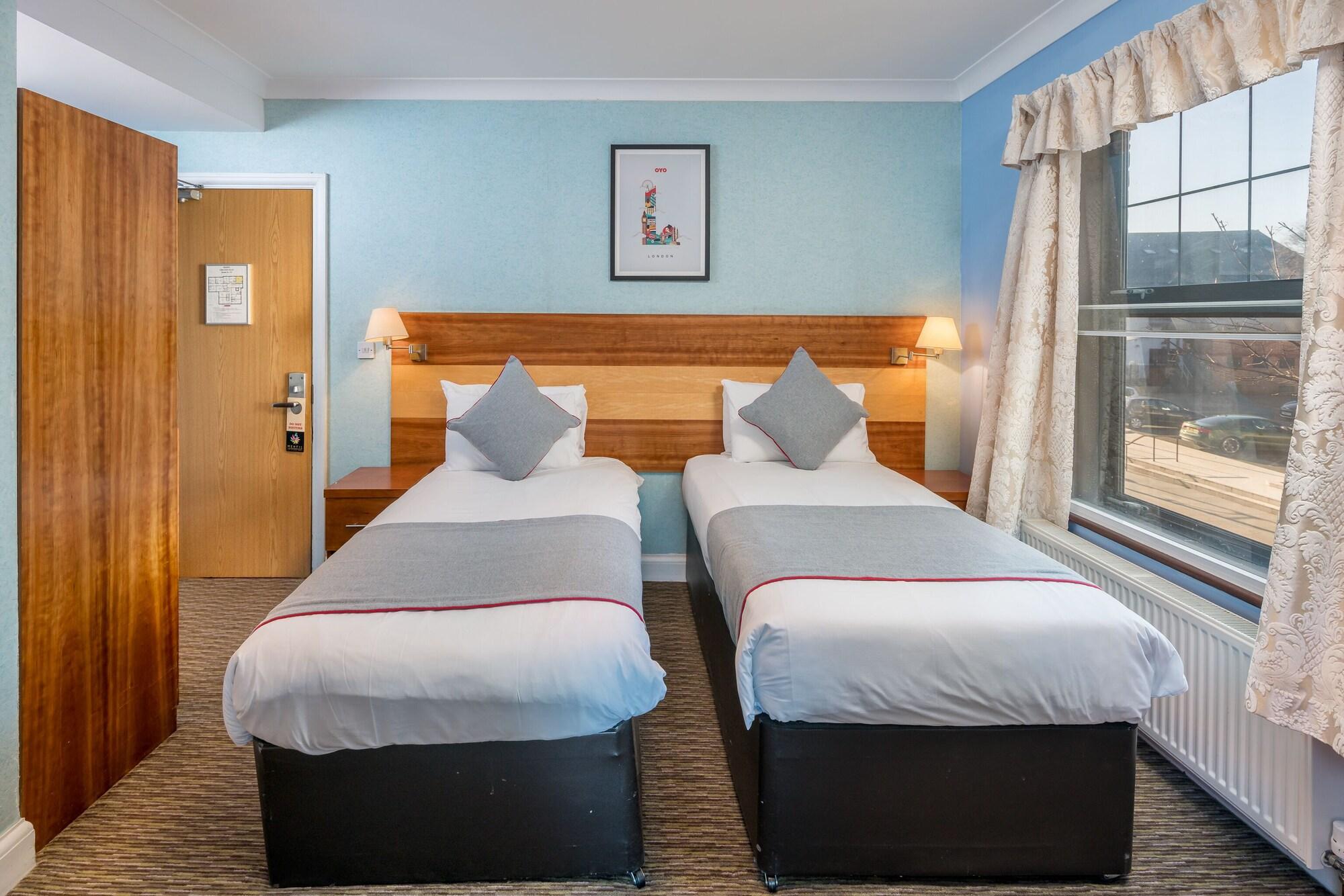 Mehfil Hotel Хитроу Экстерьер фото