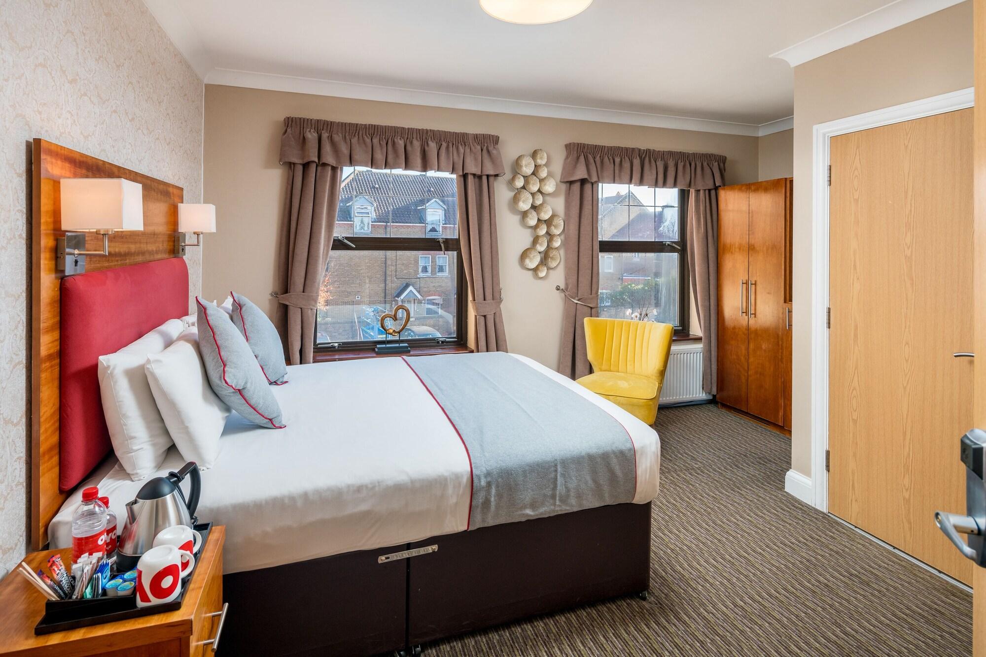Mehfil Hotel Хитроу Экстерьер фото