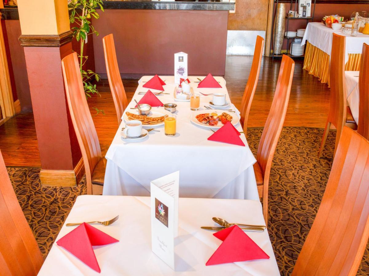 Mehfil Hotel Хитроу Экстерьер фото