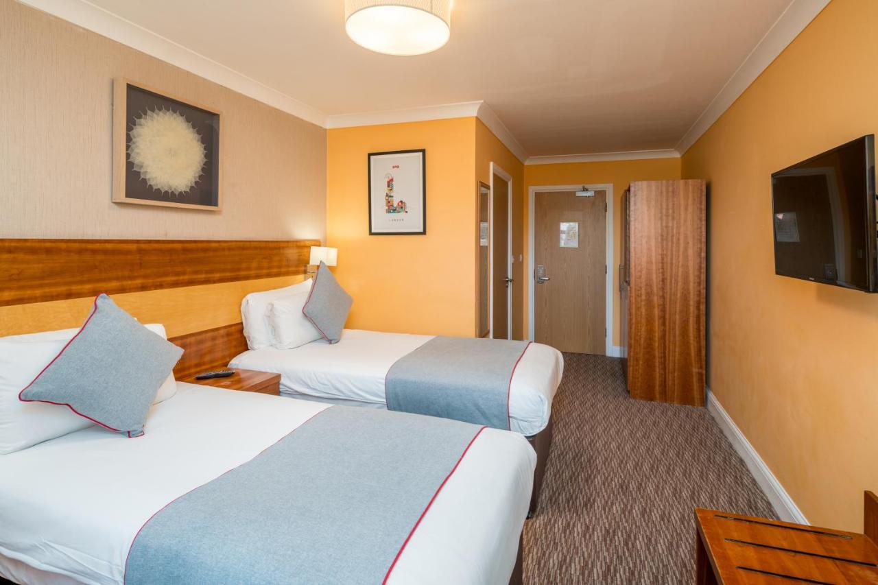 Mehfil Hotel Хитроу Экстерьер фото